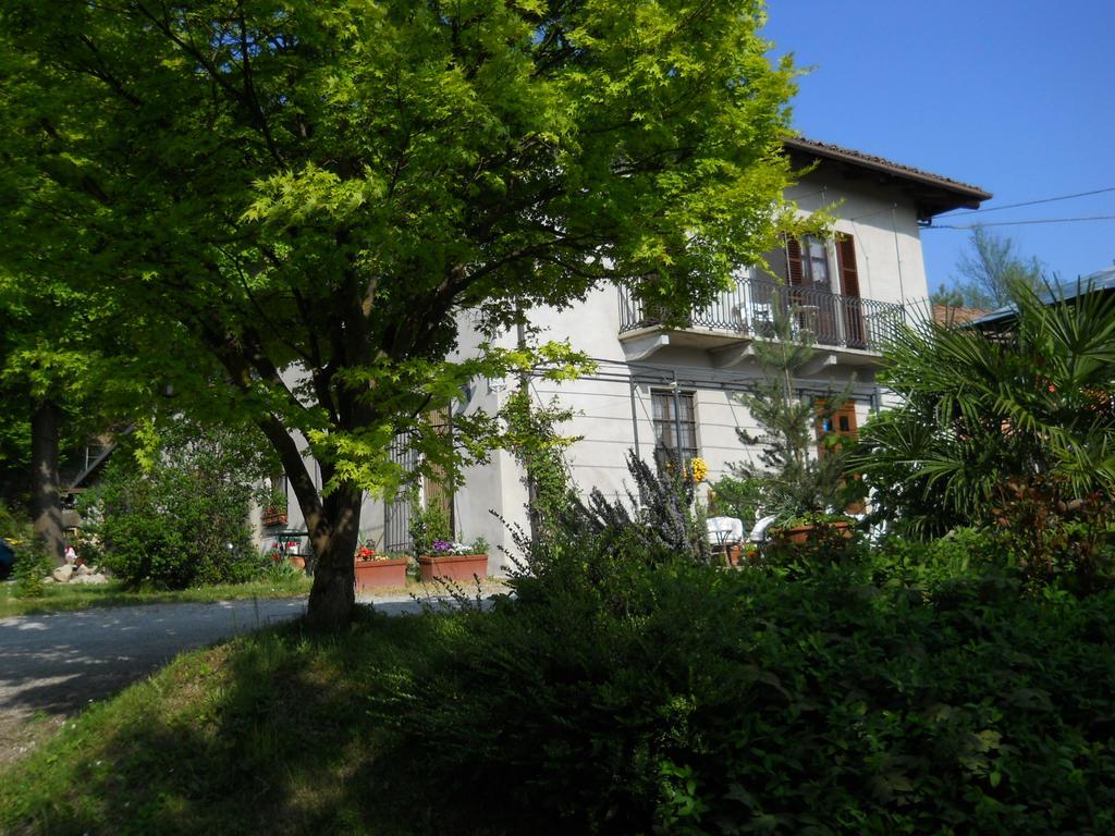 Tenuta Calabiana Diano dʼAlba エクステリア 写真